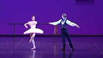 成人芭蕾舞视频表演,成人芭蕾舞者的优雅演绎