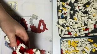 积木拼装成人米奇视频,视频展示如何拼装出人见人爱的米奇形象