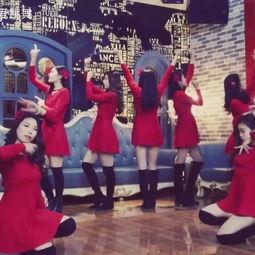 过年多人成人舞蹈视频